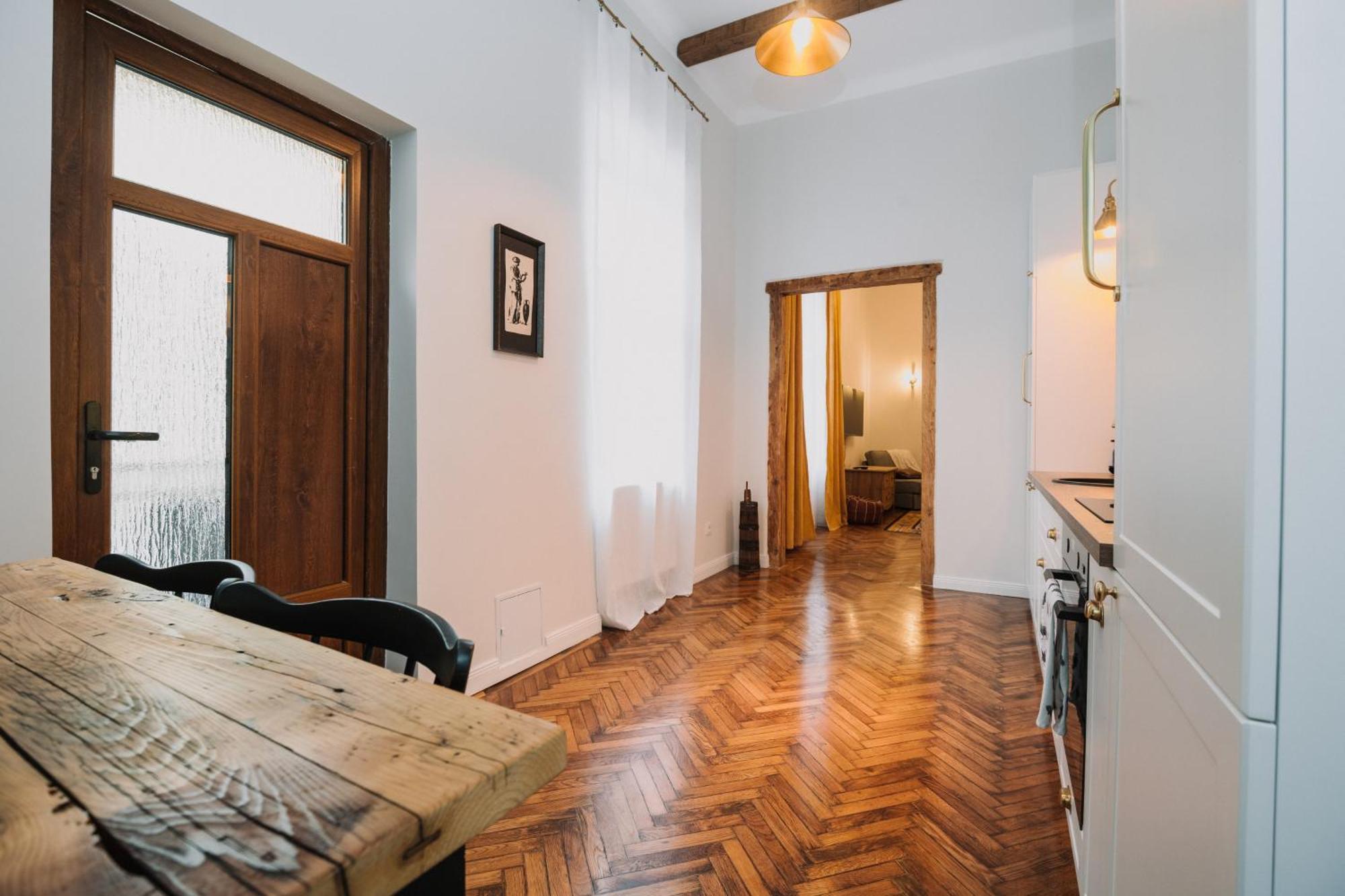 Old Town Central Apartment Κλουζ-Ναπόκα Εξωτερικό φωτογραφία